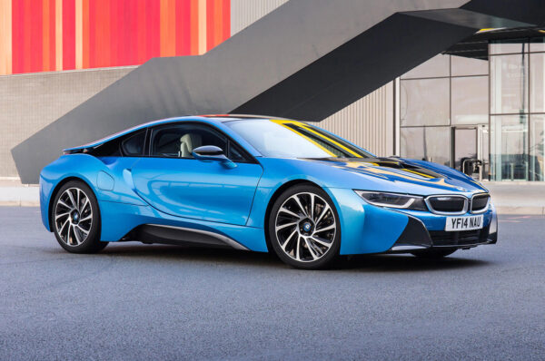 53 BMW I8