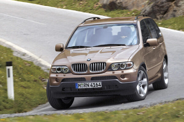 BMW: X5